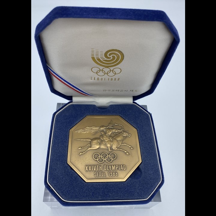 Seoul 1988 Summer Olympics Bronze Press Participation Medal with Case