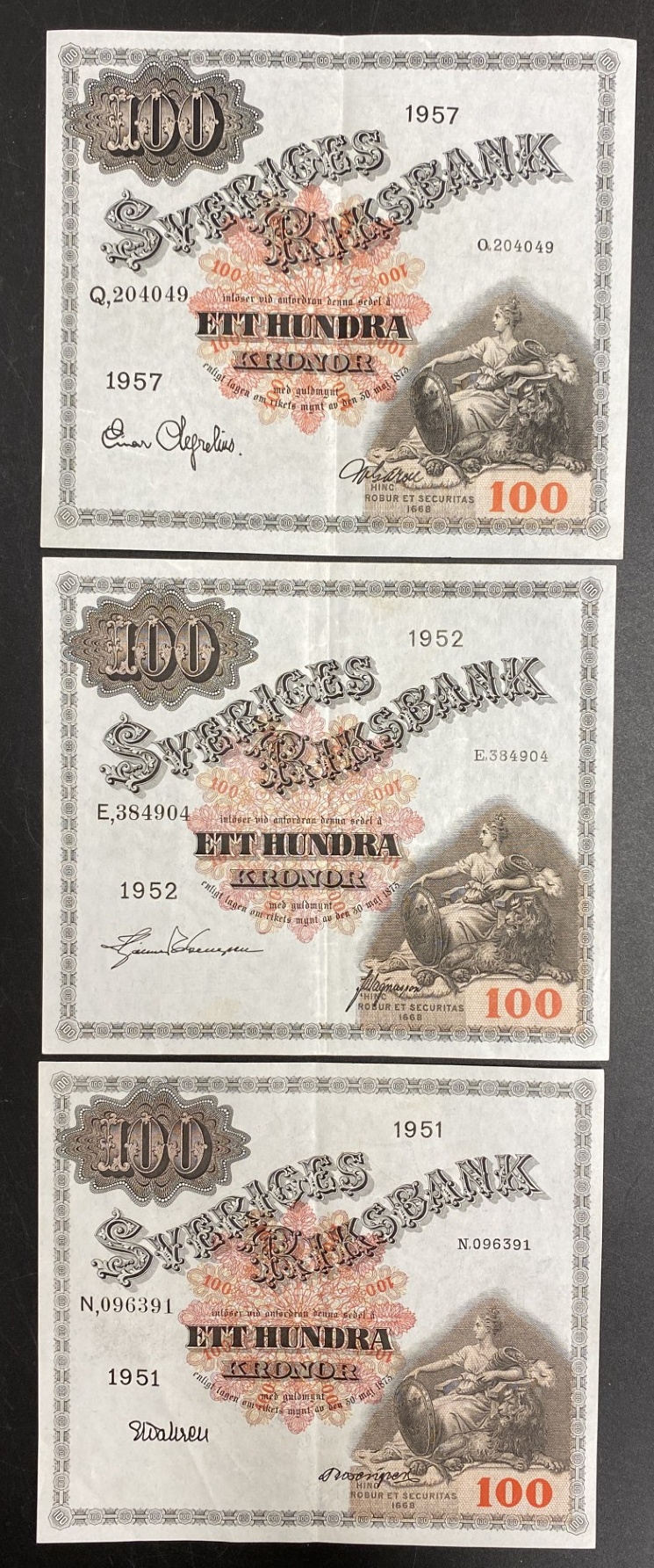 Sweden 100 Kronor 1951 N, 1952 E and 1957 Q. XF-AU