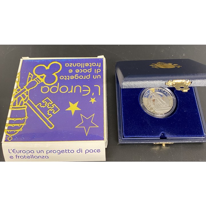 Vatican 5 Euro 2002 Proof. In original box with certificate