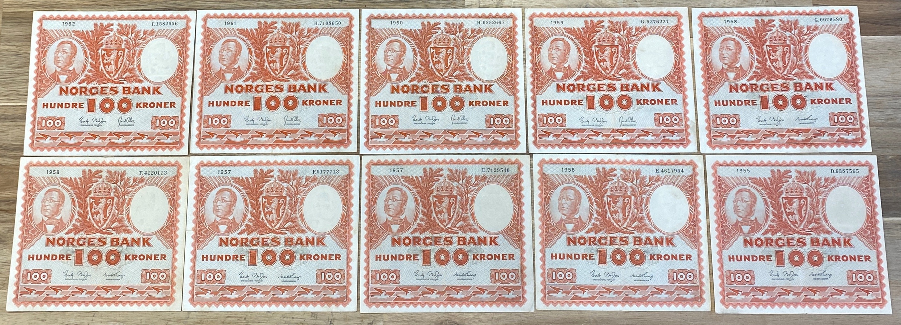 100 Kroner 1955-1962, 10 forskjellige. Kv mellom 1 og 1+