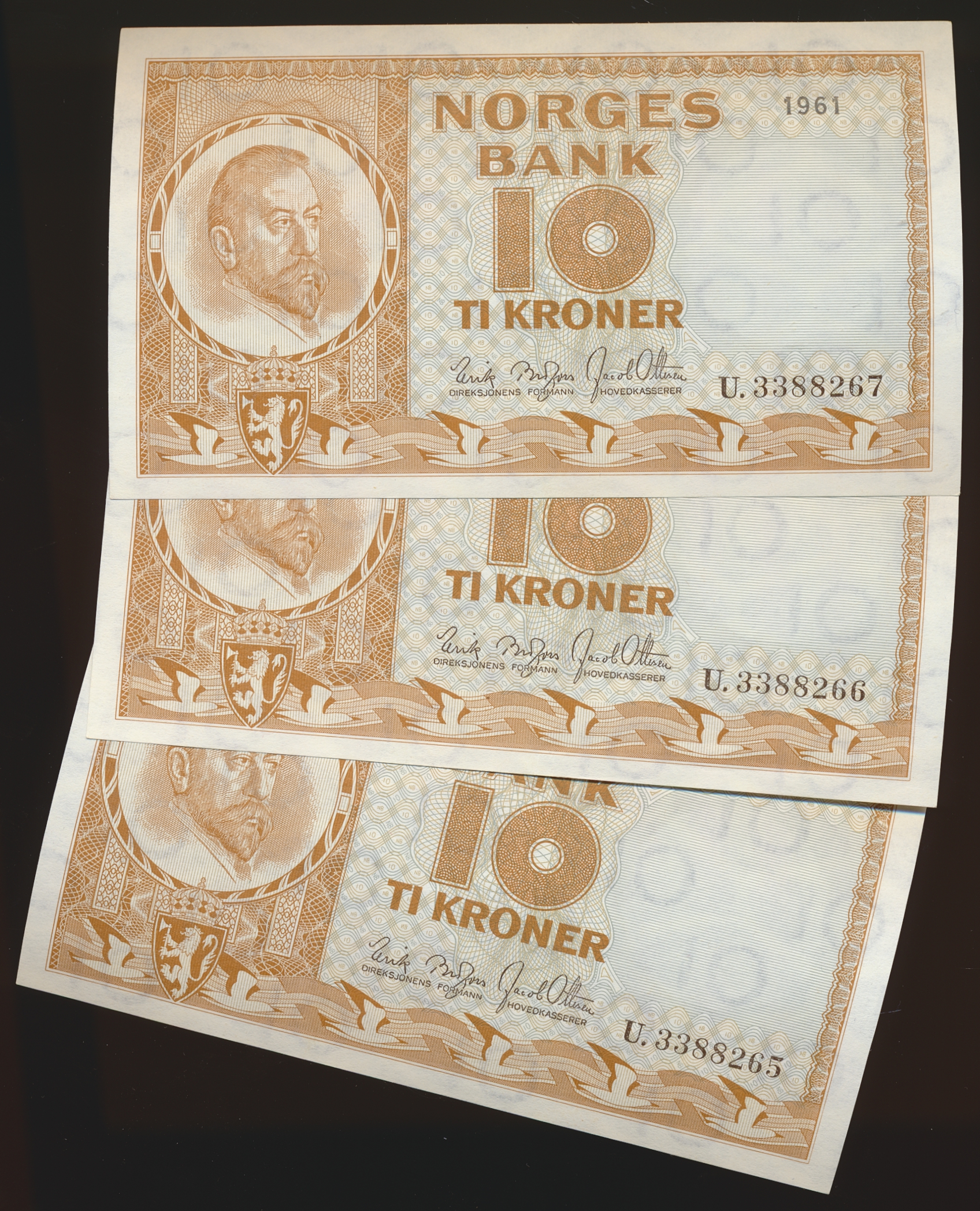 10 Kroner 1961 U, 3 Stk i Nummerrekkefølge Kv 0