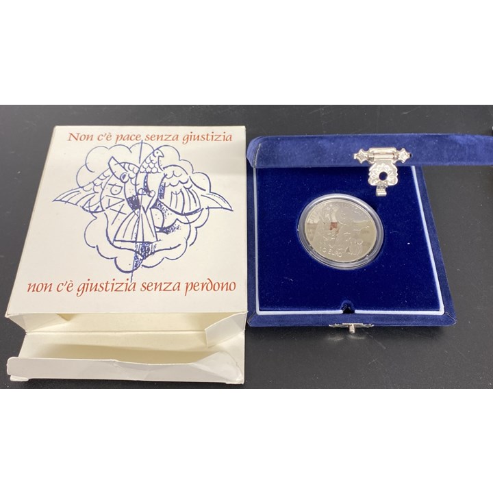 Vatican 10 Euro 2002 Proof. In original box with certificate