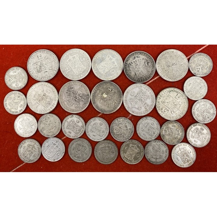 Nederland 448 gram 1 Gulden og 2 1/2 Gulden sølvmynter 1922-40 72% Sølv